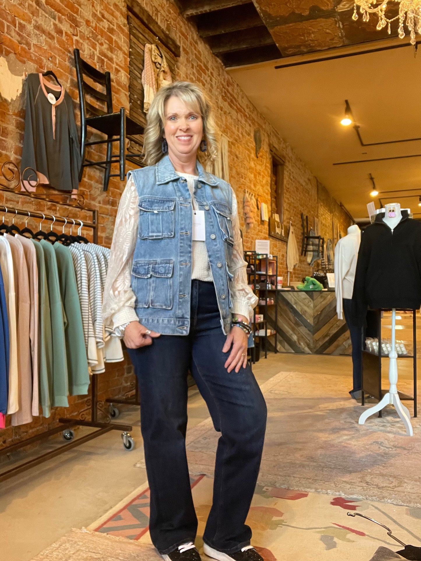 Bailey Hidden Cargo Vest