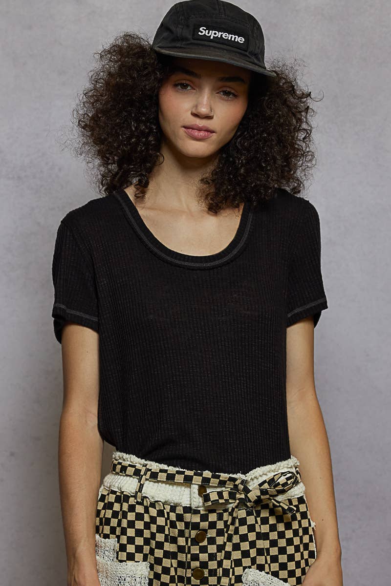 Round Neck Short Sleeve Solid Knit Top