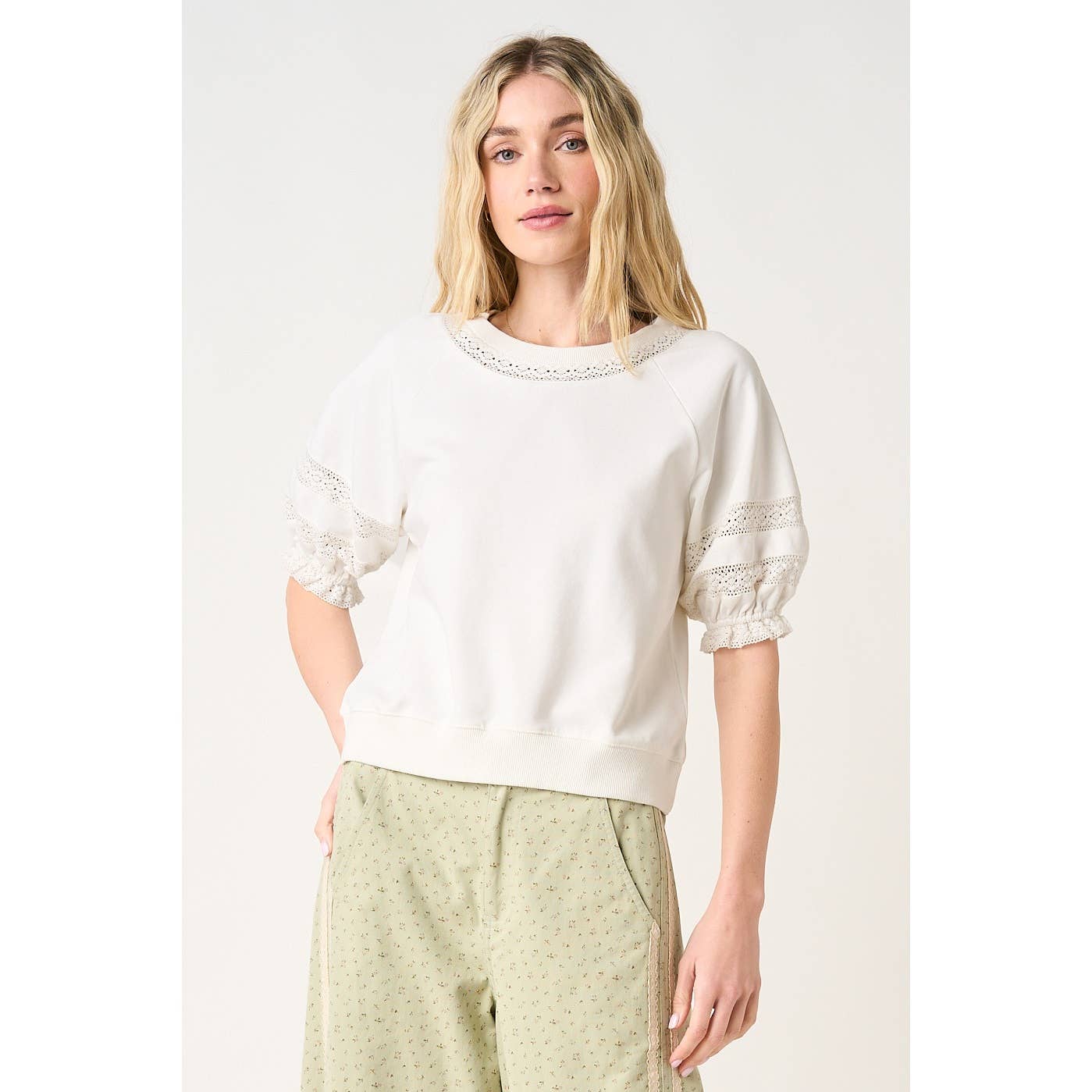 Lace Detail Short Puff Sleeve Top