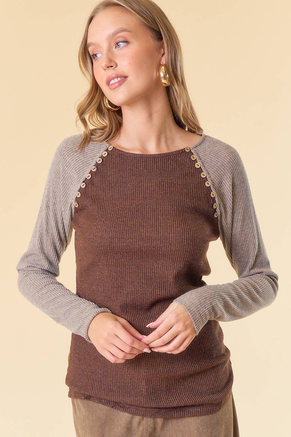 Button Detailed 2 Tone Knit Top