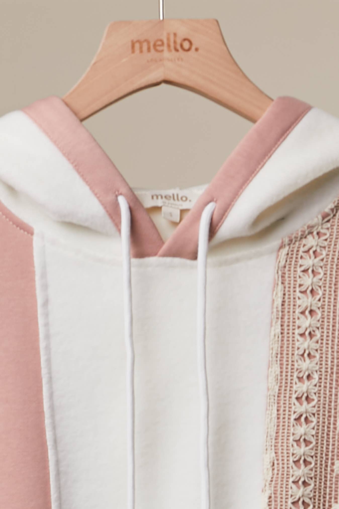 Colorblock Zip-Up Hoodie with Drawstring Hem