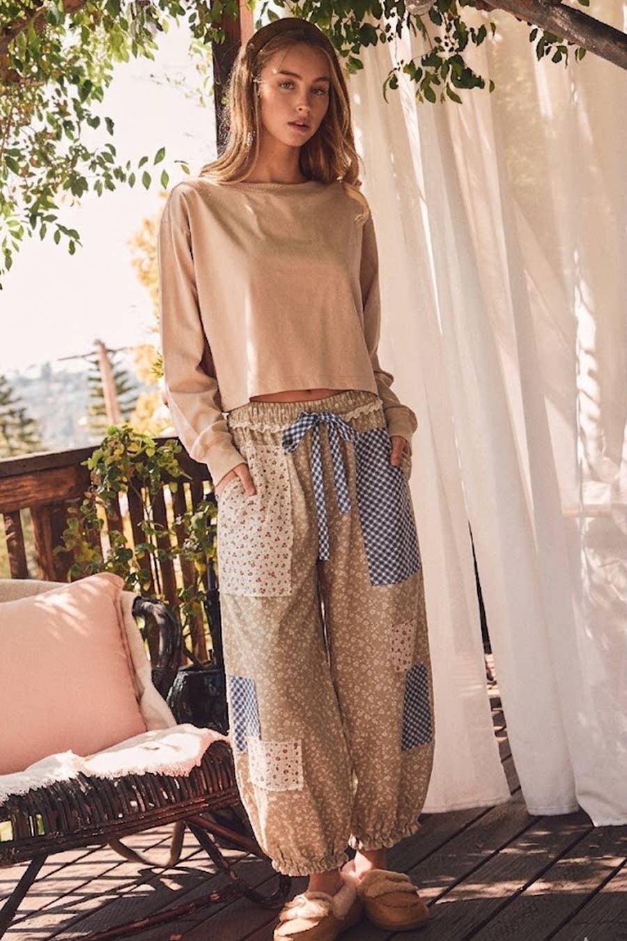 Floral Patchwork Printed Balloon Pants