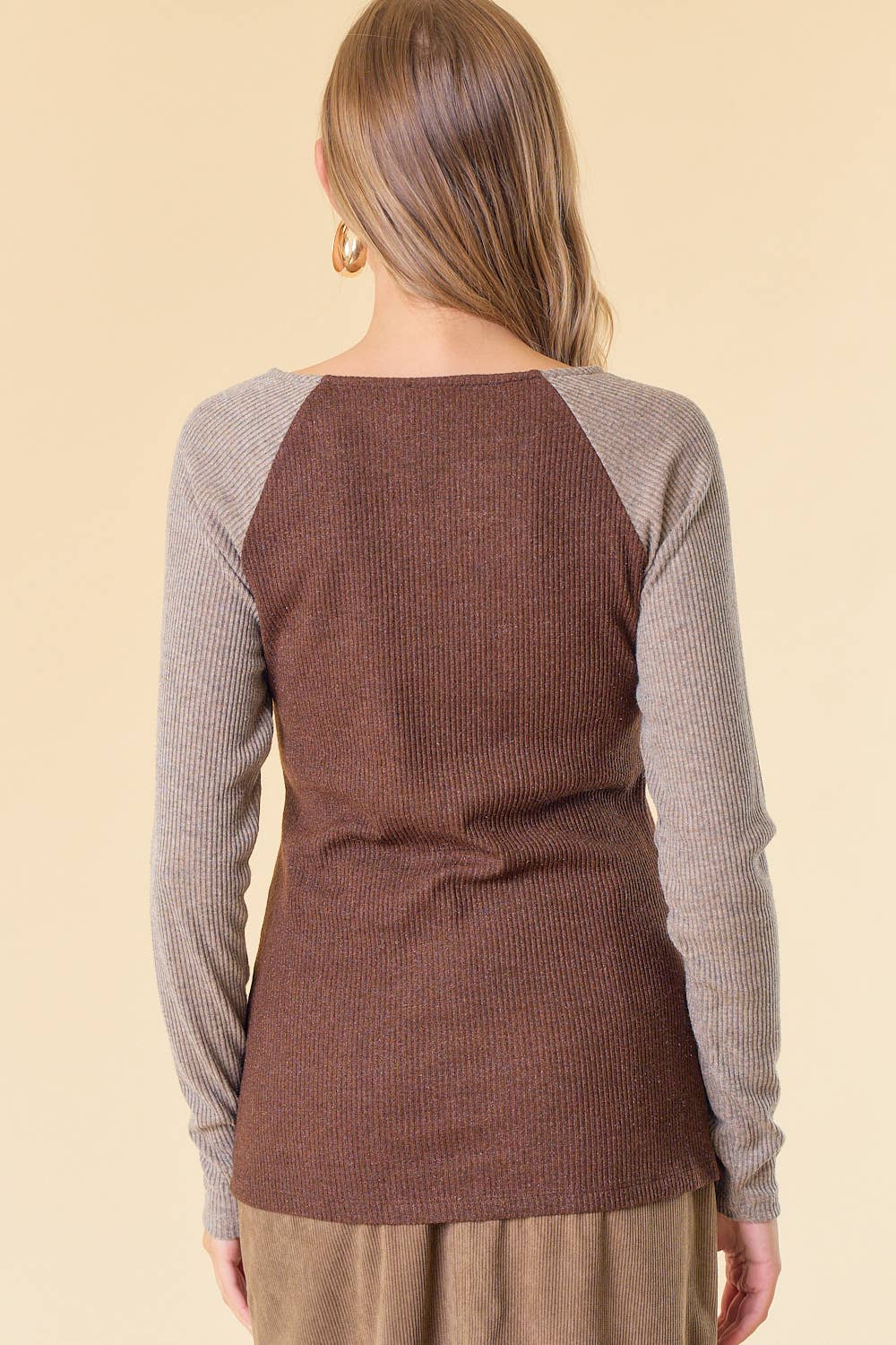 Button Detailed 2 Tone Knit Top