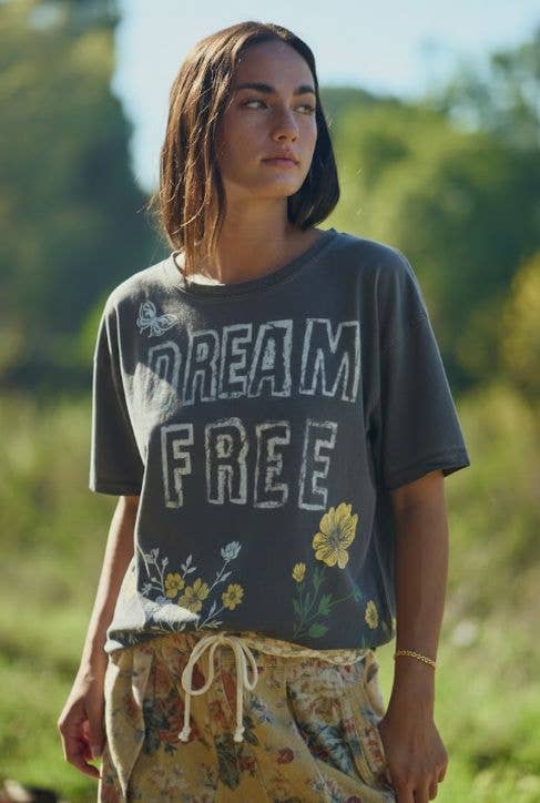 Dream Fee Floral Graphic T-Shirt