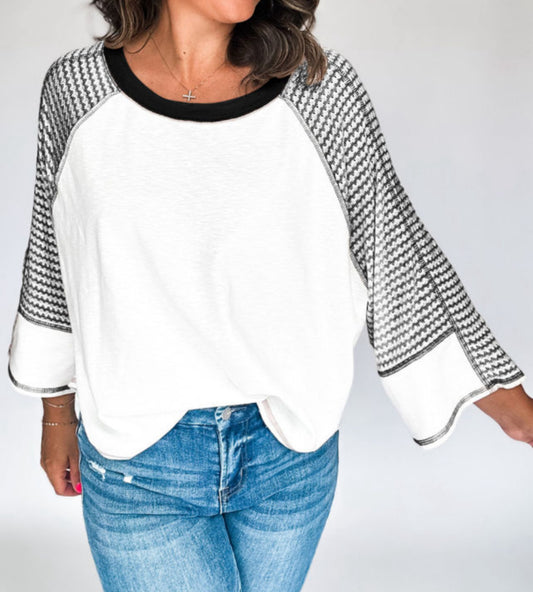 Kelly Navy And White 3/4 Sleeve