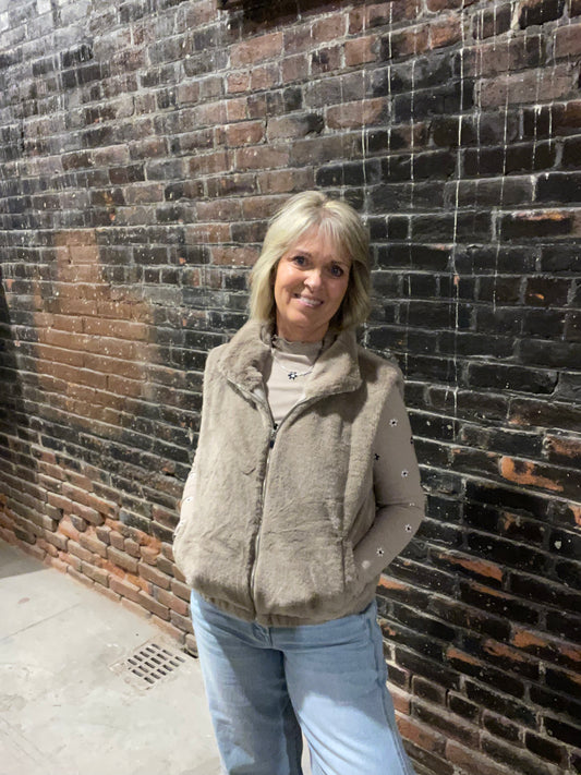 Megan Faux Fur Vest