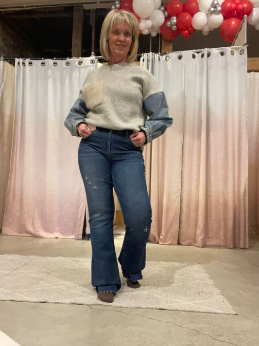 Risen Mid Rise Flare Dark Wash