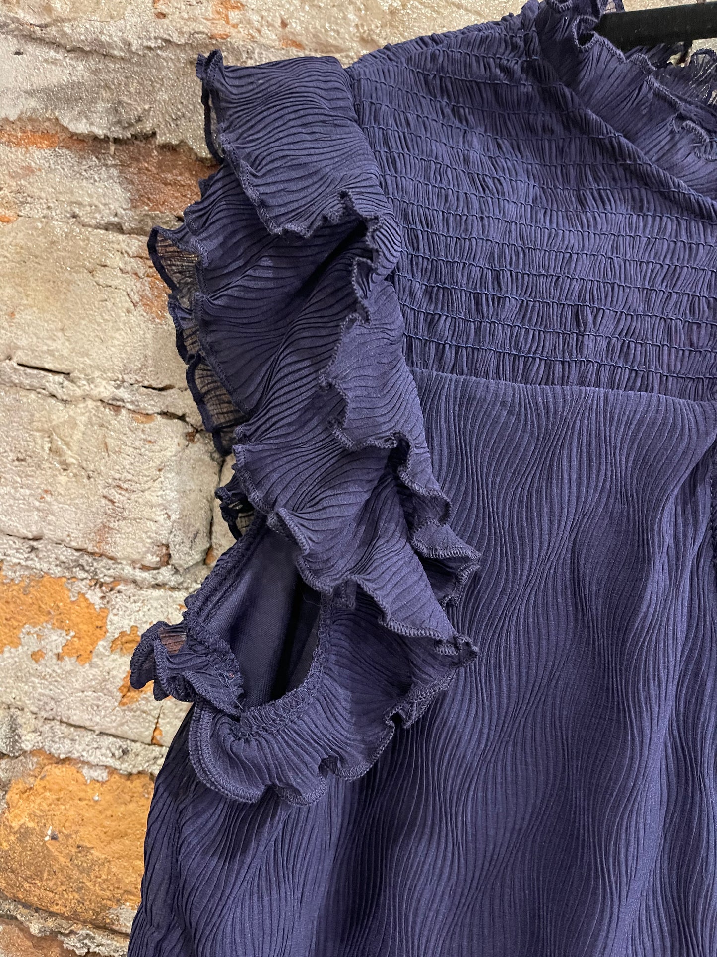 Andy Sleeves Ruffle Top