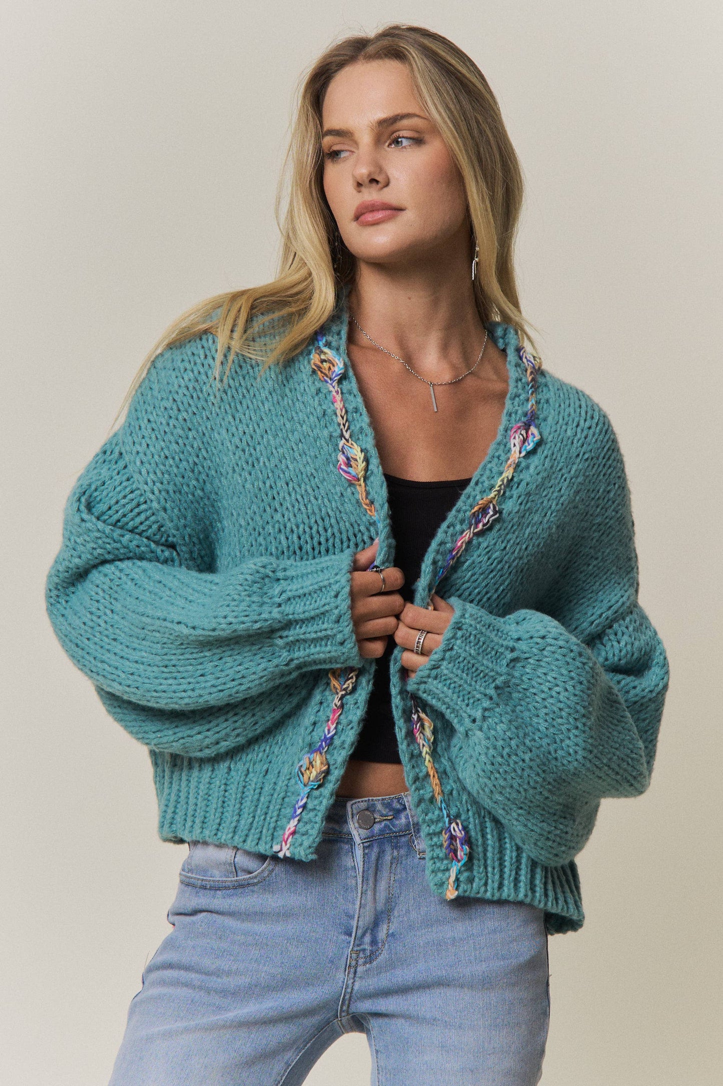CHUNKY MULTICOLOR TRIM KNIT CARDIGAN - CESW4416