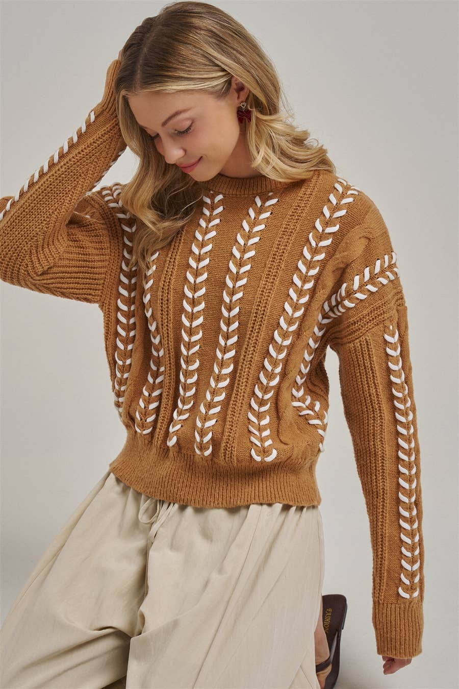 COZY WESTERN INSPIRED SWEATER TOP WHIPSTITCH_JLT00469-01