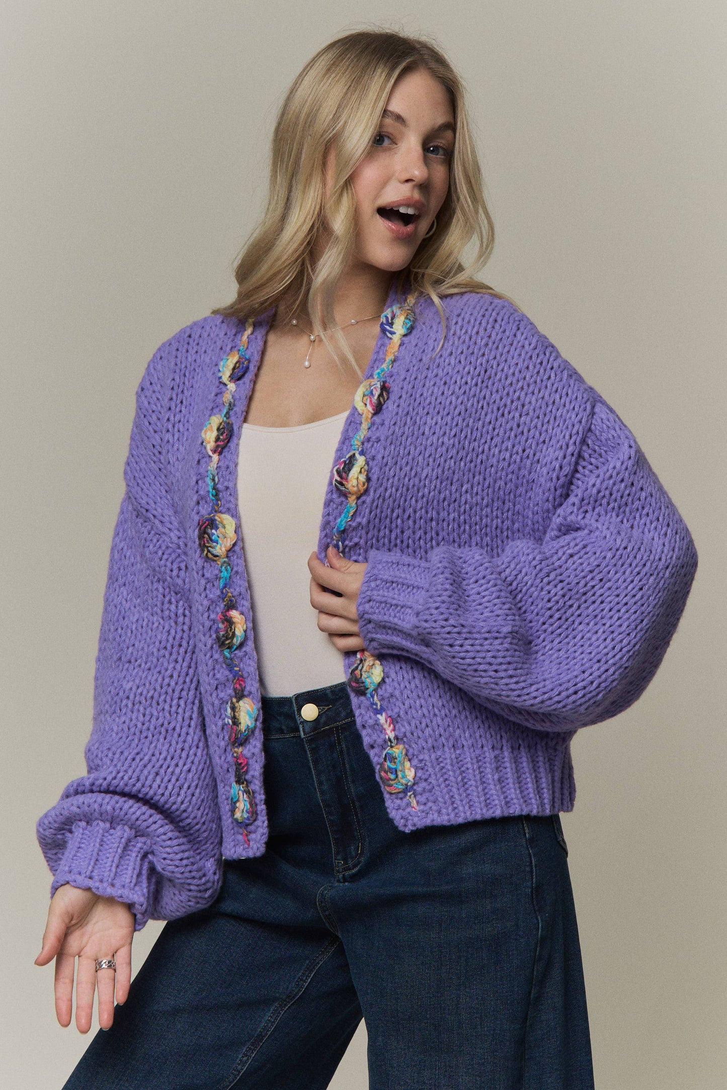 CHUNKY MULTICOLOR TRIM KNIT CARDIGAN - CESW4416