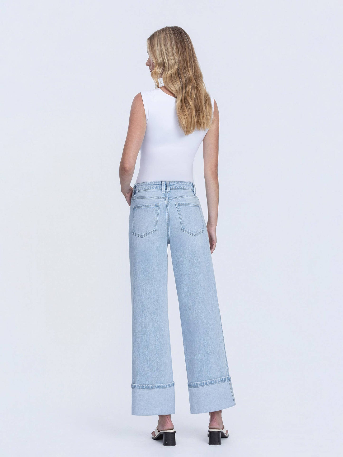 SUPER HIGH RISE LIGHT WASH CUFFED BAGGY WIDE JEANS T6515
