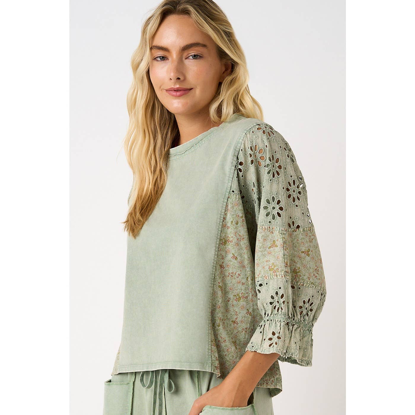 EYELET PATCHWORK RUFFLE LONG SLEEVE TOP