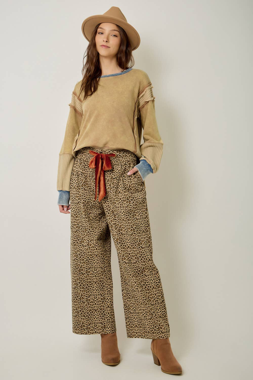 61618 Mixed Media Washed Sweatshirt